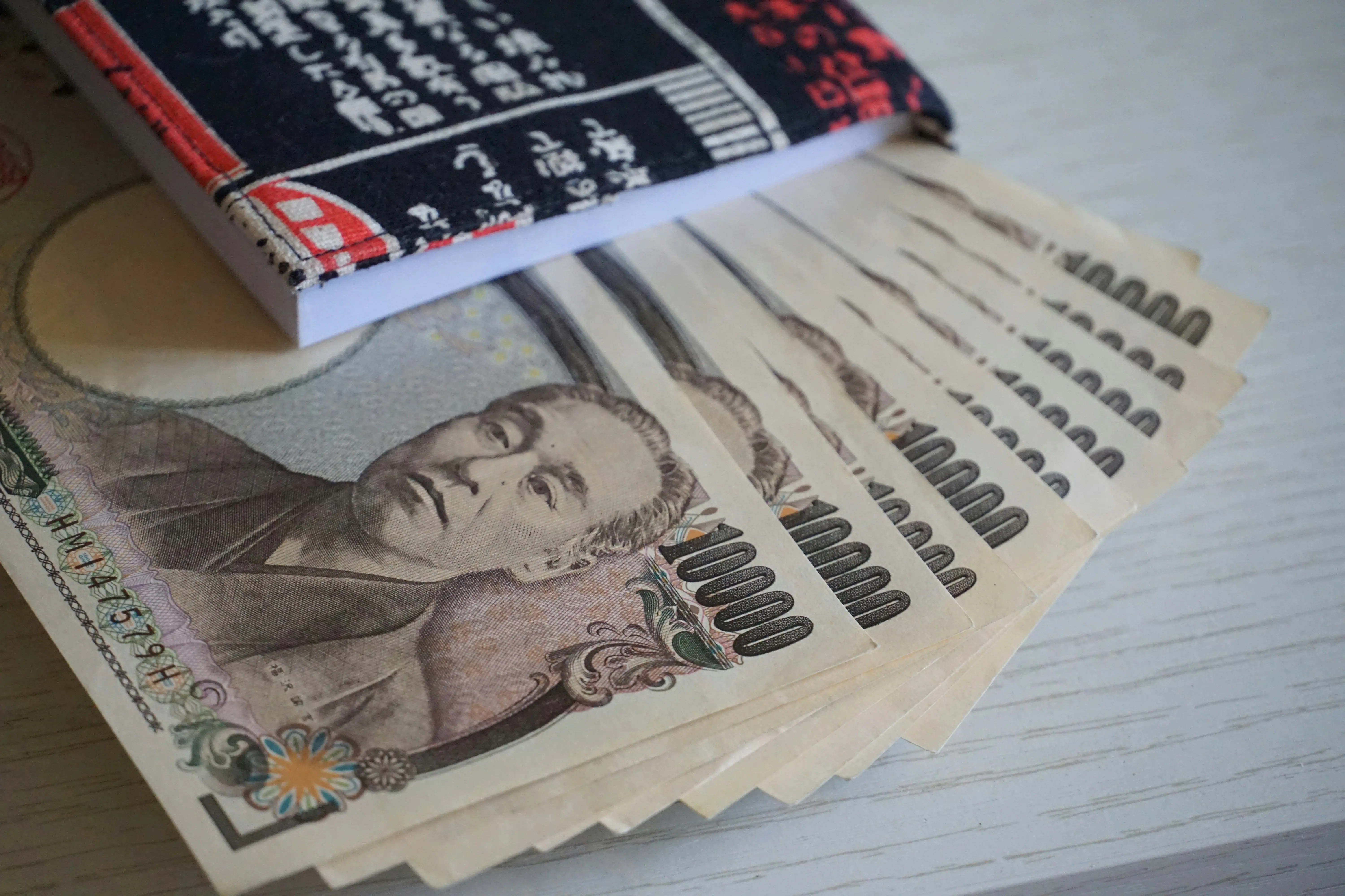 Японія зберігає національну валюту після її обвалу до мінімуму з 1990-х років: яка сума була витрачена на це в останні дні?