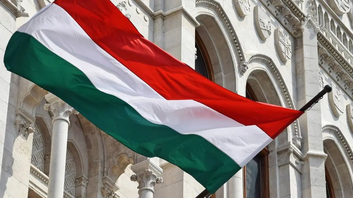 Угорщина дозволить фінансовим установам надавати послуги з криптовалютами.